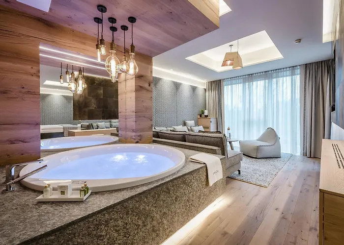 Genussdorf Gmachl - Hotel&spa 4* Bergheim